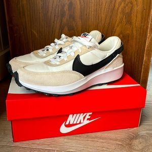 NIKE Sneakers - Waffle Debut